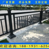 廣州小蠻腰雕刻版黑色方管護(hù)欄 蘿崗款市政道路欄桿款式價(jià)格
