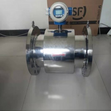 DN250全不銹鋼電磁流量計四氟襯里，