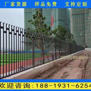 佛山三橫梁藍(lán)白色圍欄 氟碳漆鋅鋼護