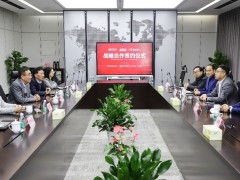 埃斯頓與蜂巢能源、章魚博士達成戰略合作，聚力前行，攜手共贏！